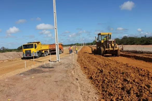Estado inicia obras da estrada de acesso à ZPE Parnaíba